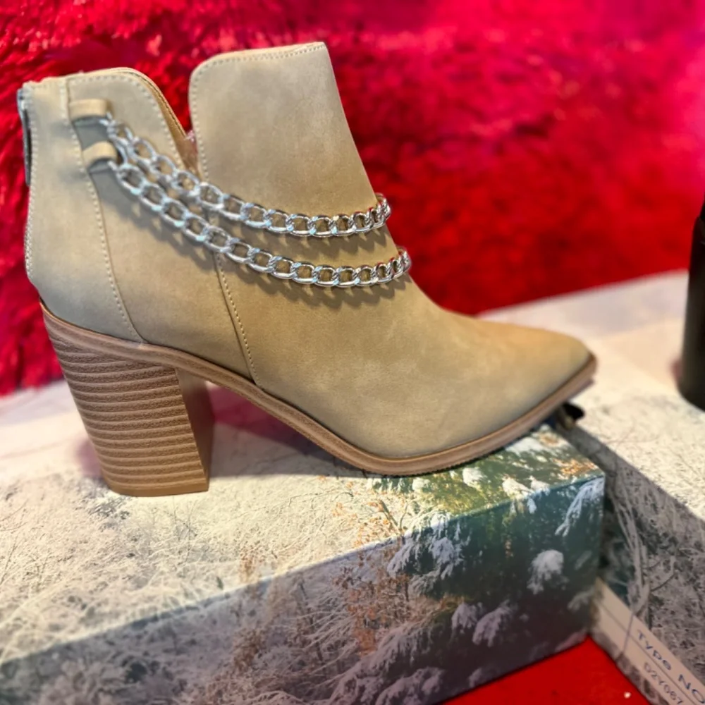 SOLD - Picture 8 of 13